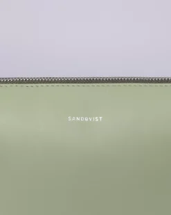 Sandqvist Frances><noscript><img width=