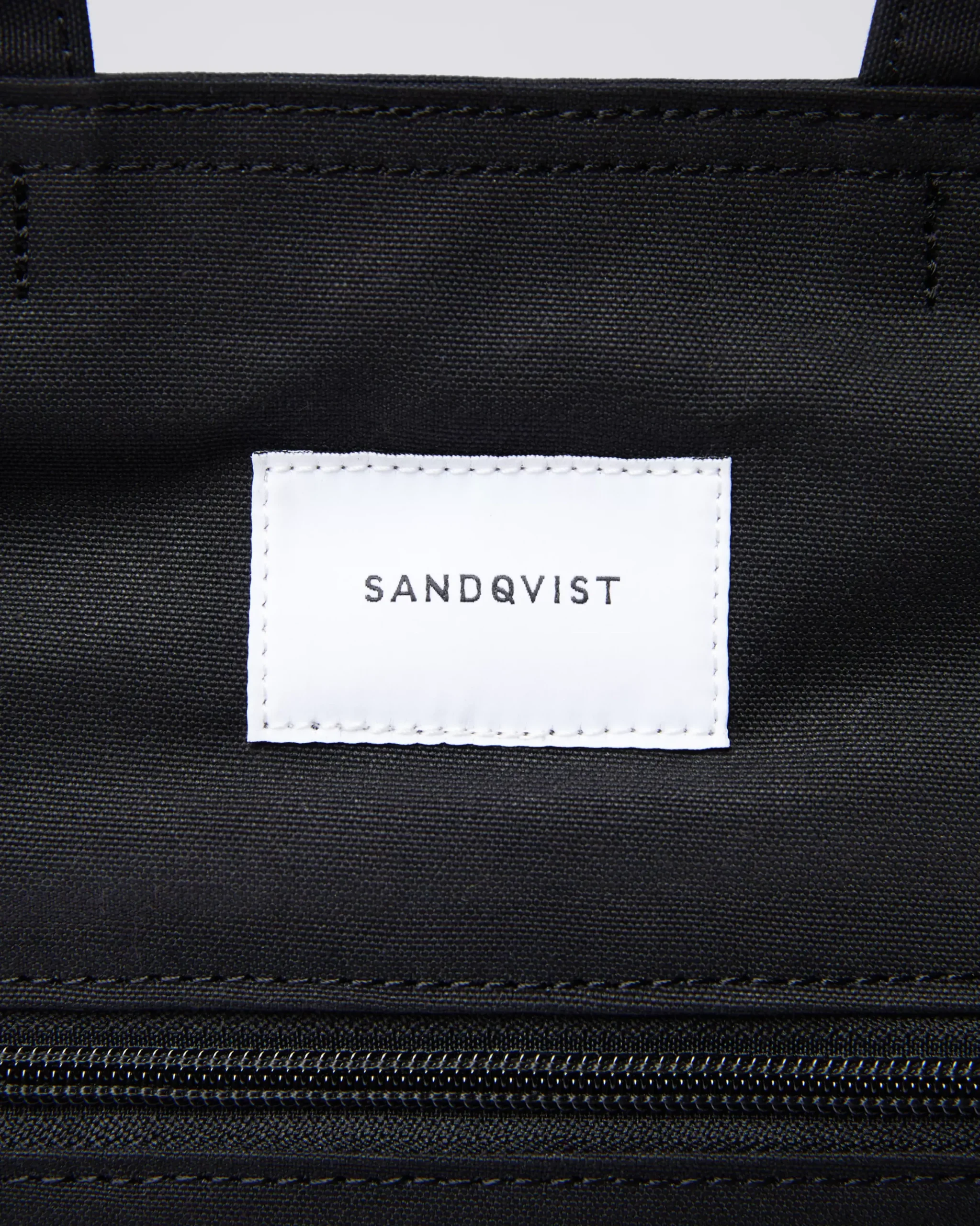 Sandqvist Tony> Tote Väskor